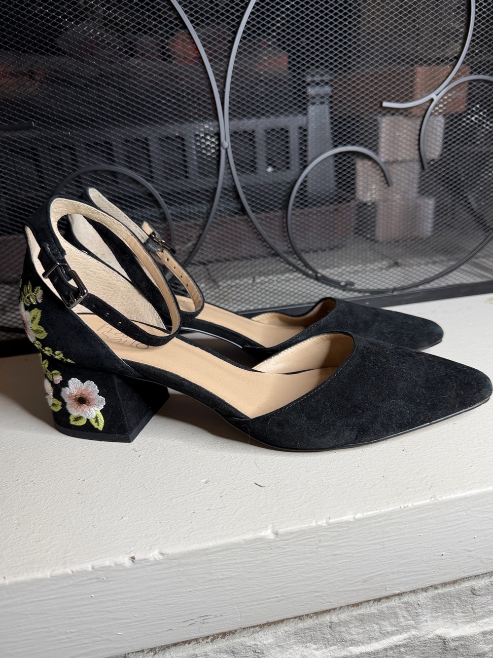 Franco Sarto Canopy Suede Leather Embroidered Block Heel Pump Size 8.5